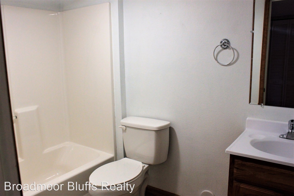 4907 Brant Rd - Photo 10