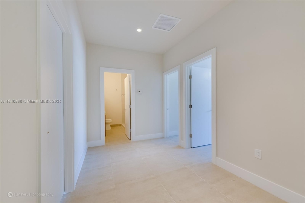 7701 Sw 95th Ter - Photo 12