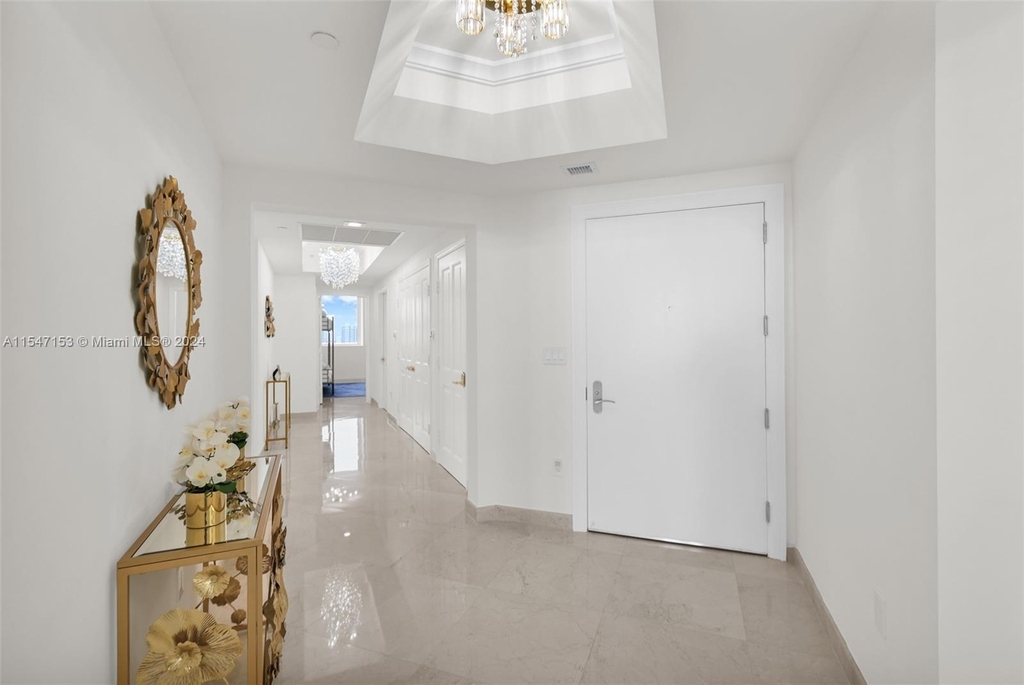 17875 Collins Ave - Photo 8