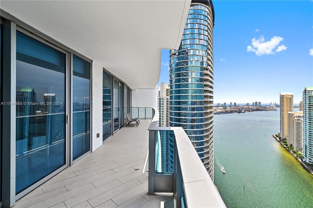 200 Biscayne Boulevard Way - Photo 19