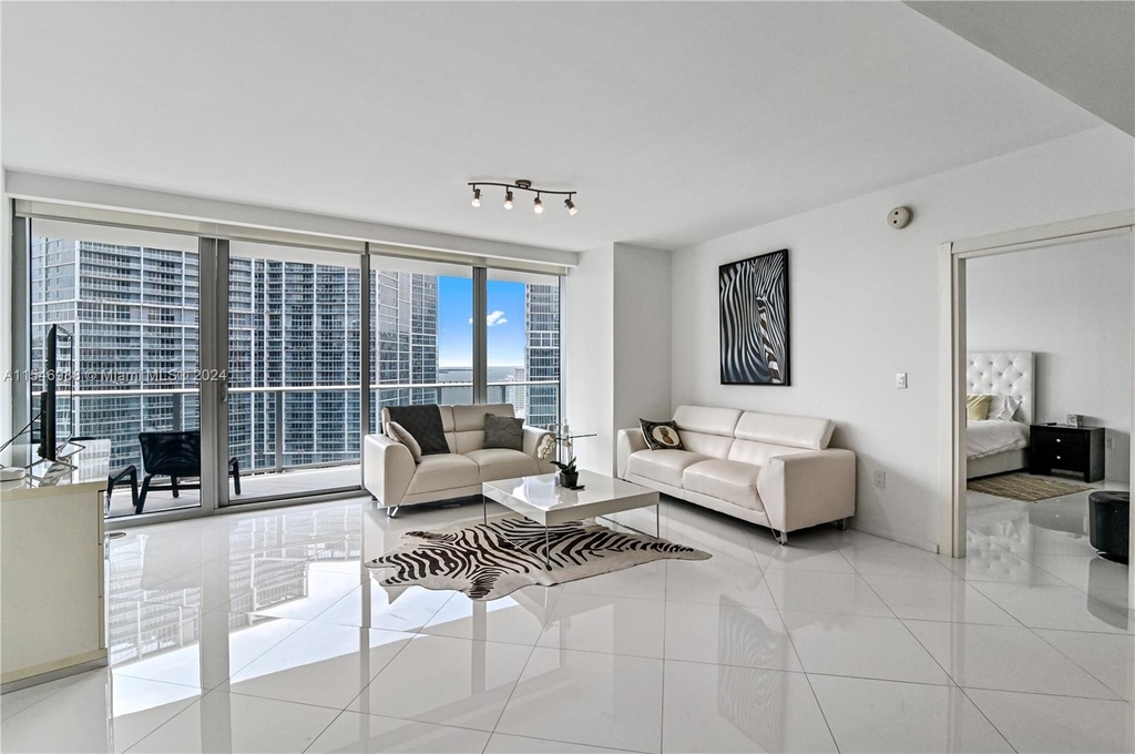 200 Biscayne Boulevard Way - Photo 1