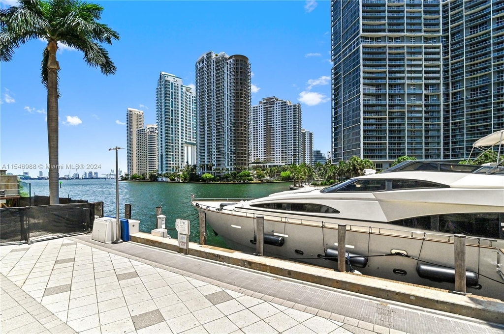 200 Biscayne Boulevard Way - Photo 16