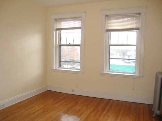 317 Allston St - Photo 2