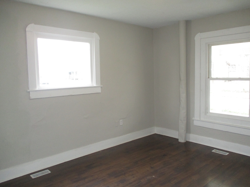 2341 Adams Street - Photo 2