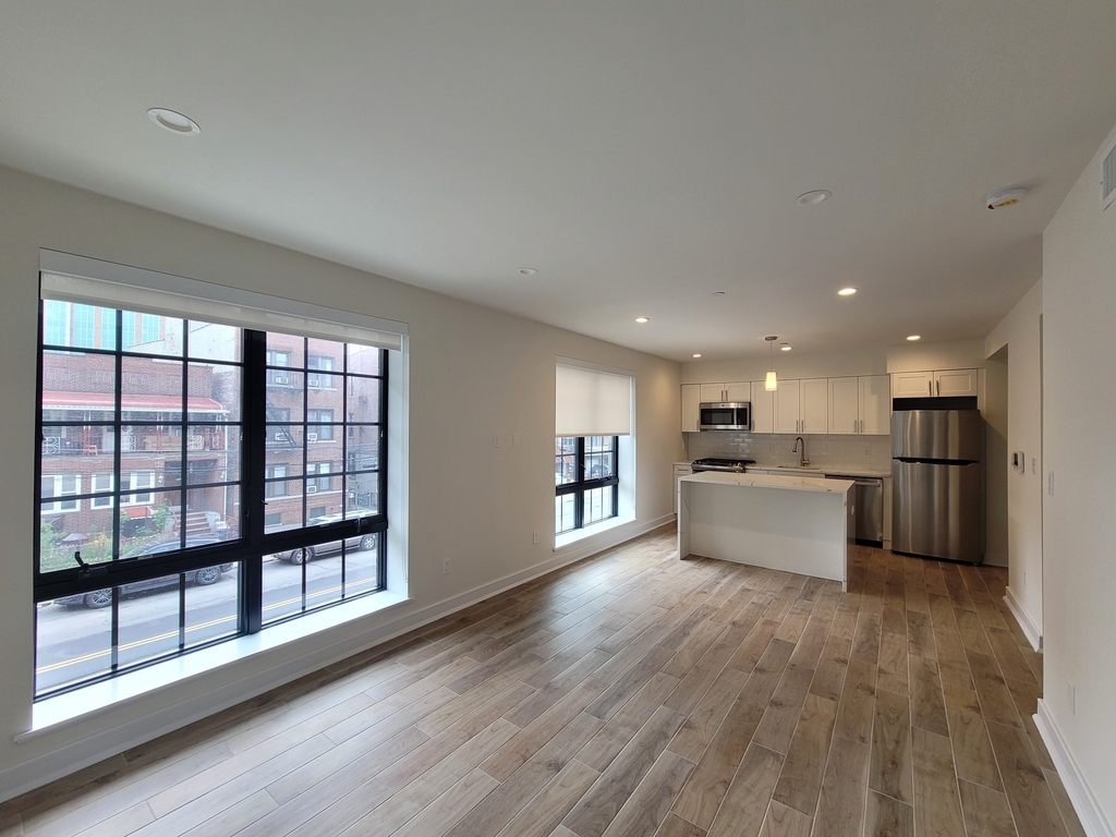 25-70 32nd Street - Photo 4