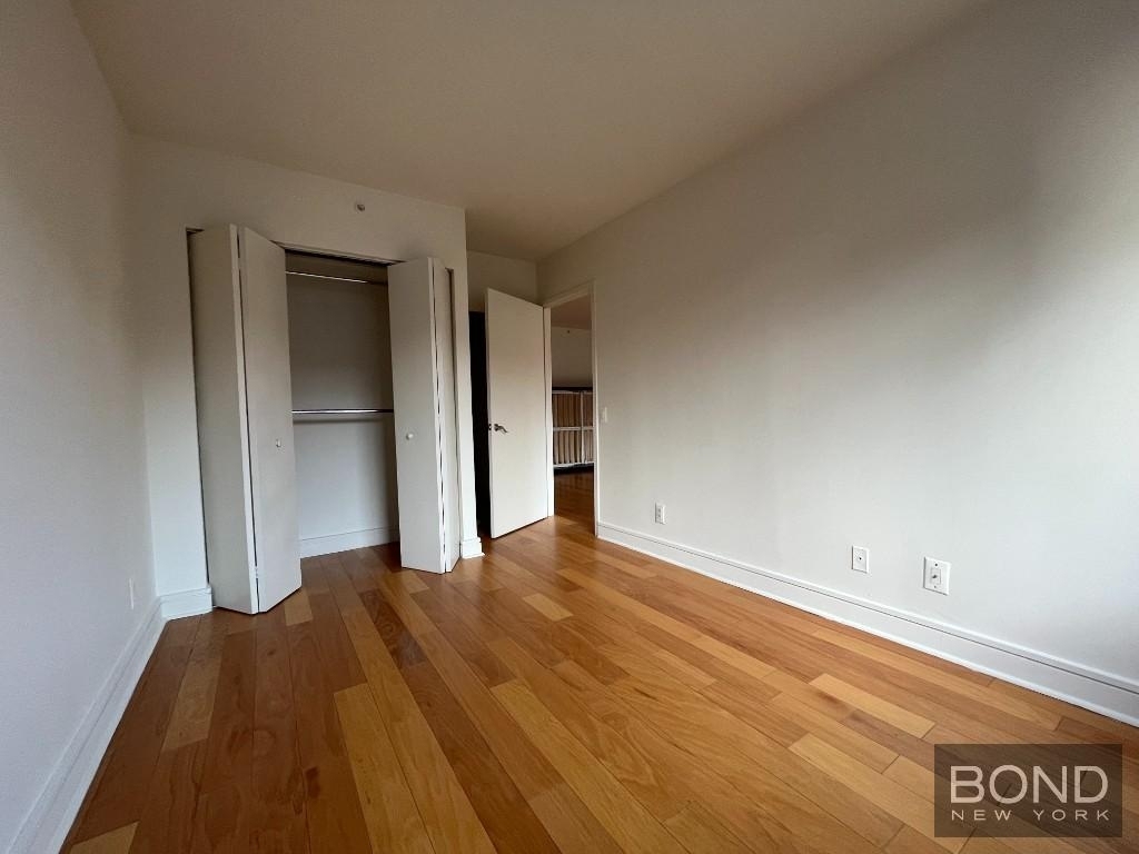 323 West 96th Street - Photo 6