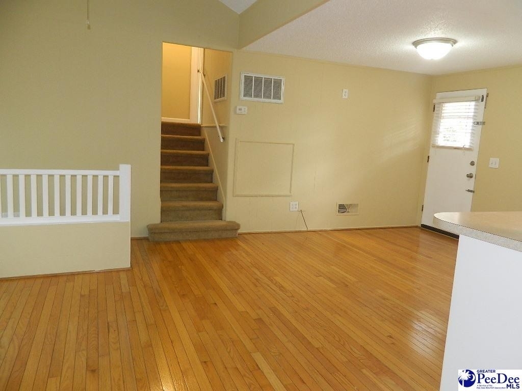 1519 Woods Rd, Apartment B - Photo 9