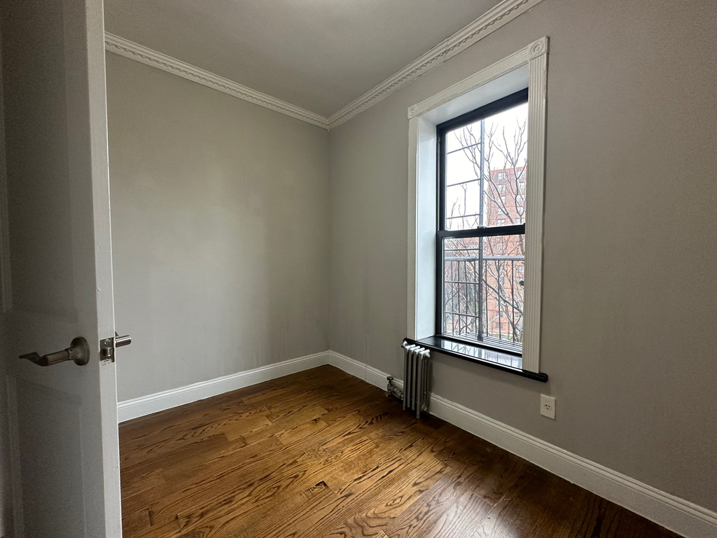 212 East 105th Street - Photo 10