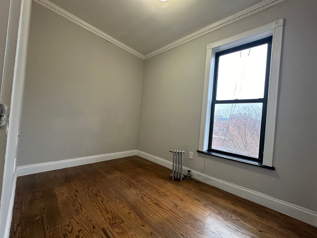 212 East 105th Street - Photo 7