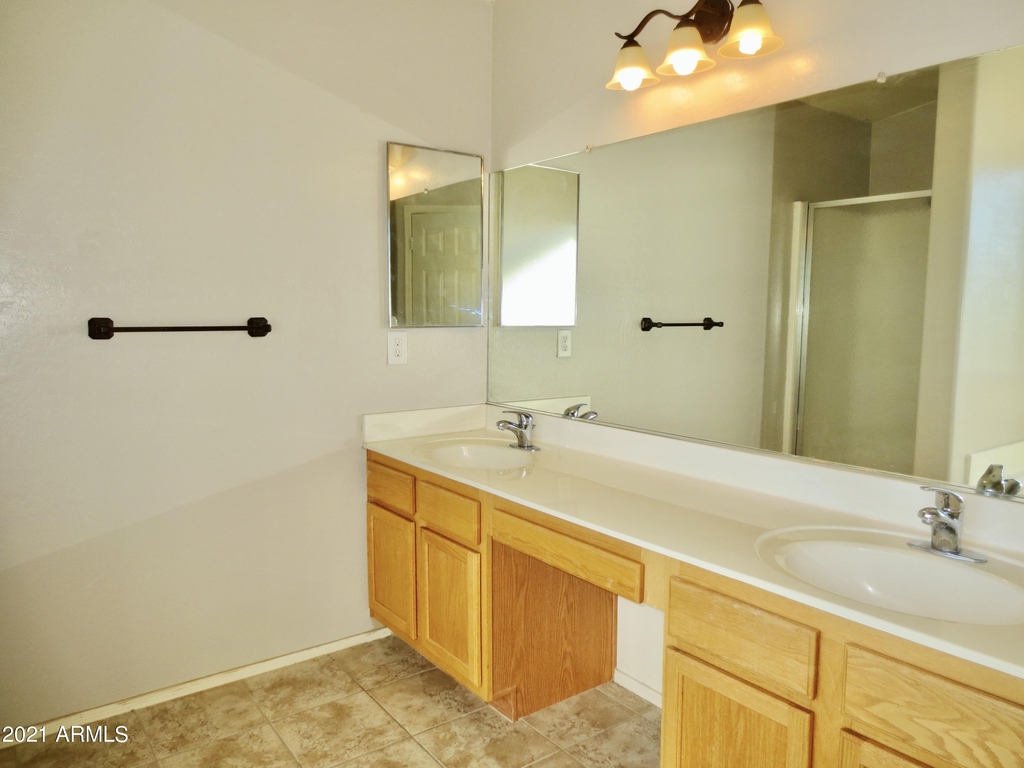 43251 W Wild Horse Trail - Photo 33