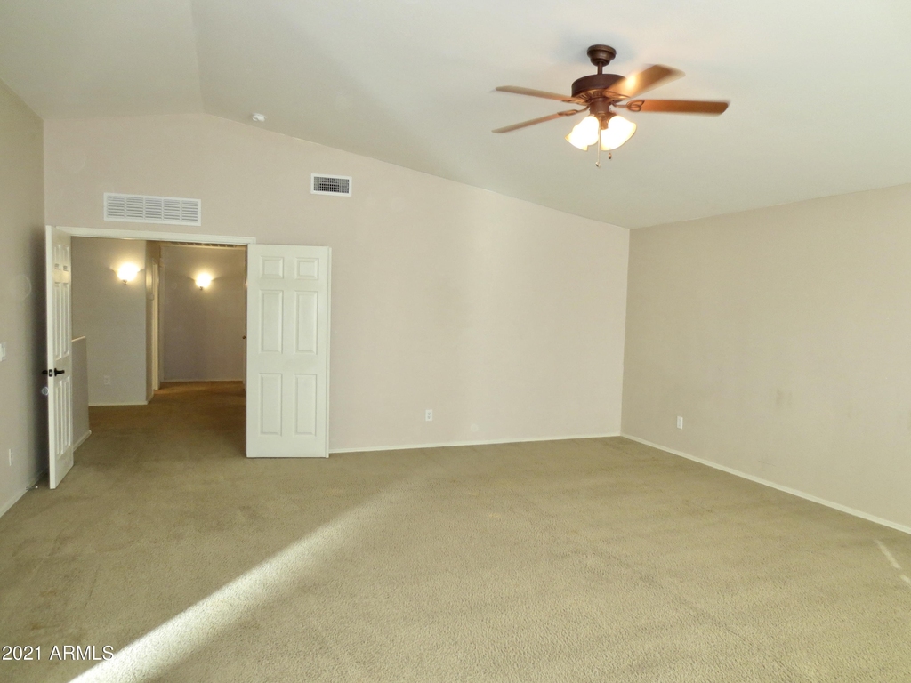 43251 W Wild Horse Trail - Photo 31