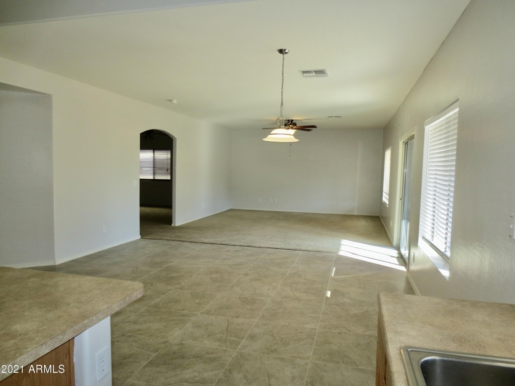 43251 W Wild Horse Trail - Photo 9