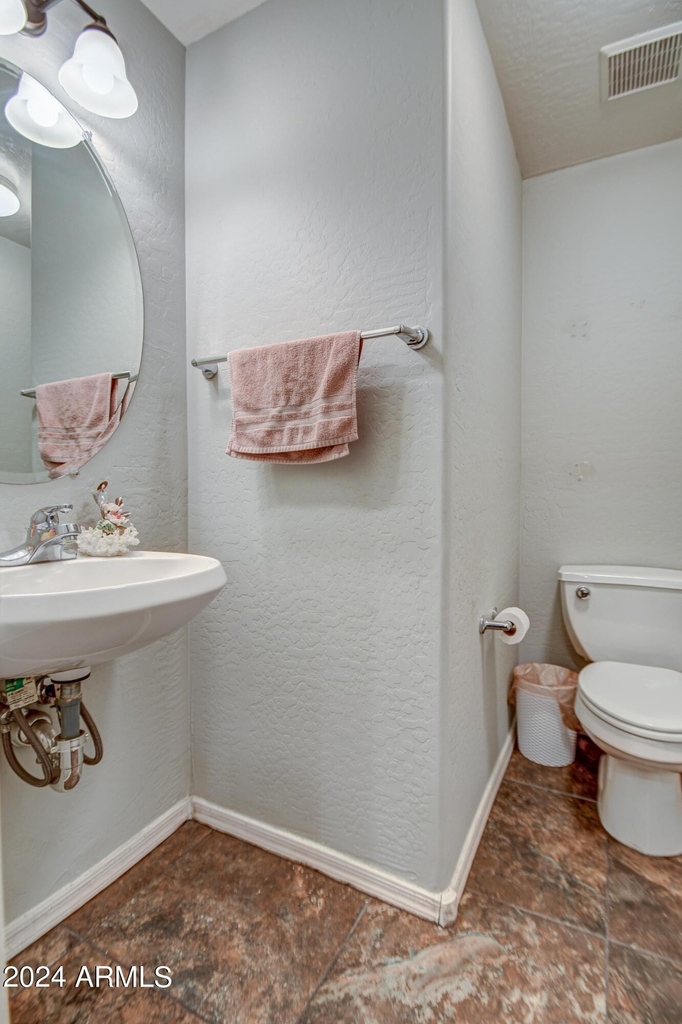 12095 N 66th Avenue - Photo 32