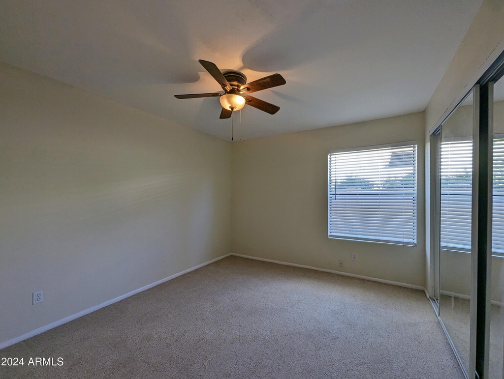 720 E Alice Avenue - Photo 21