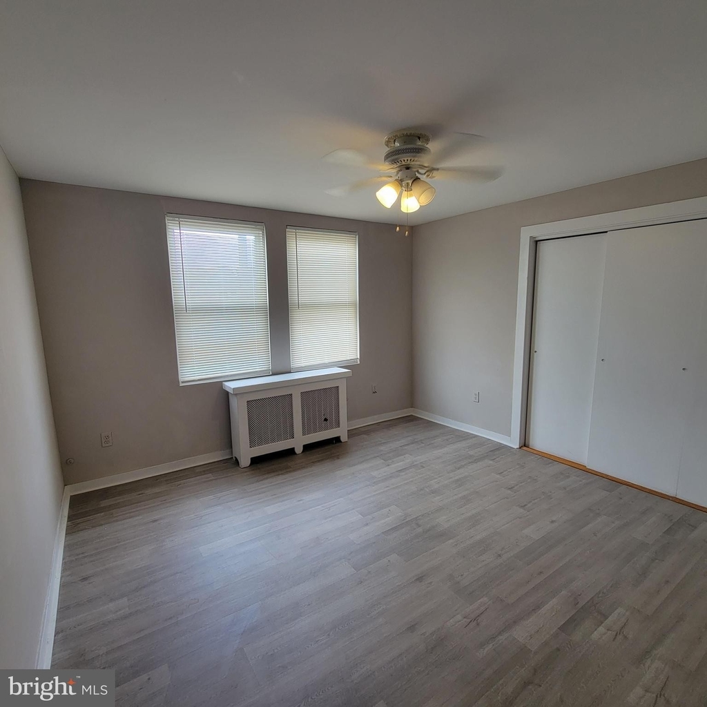 1455 E Cheltenham Avenue - Photo 21