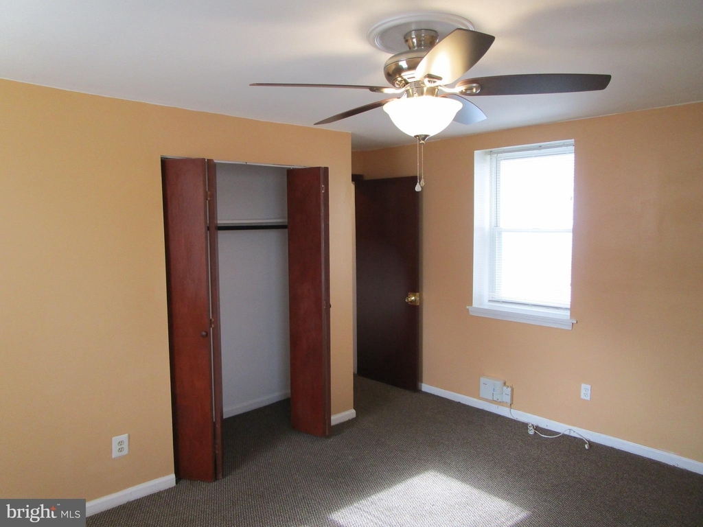 218 E Price Street - Photo 23