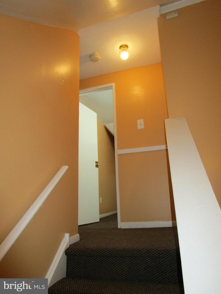 218 E Price Street - Photo 28