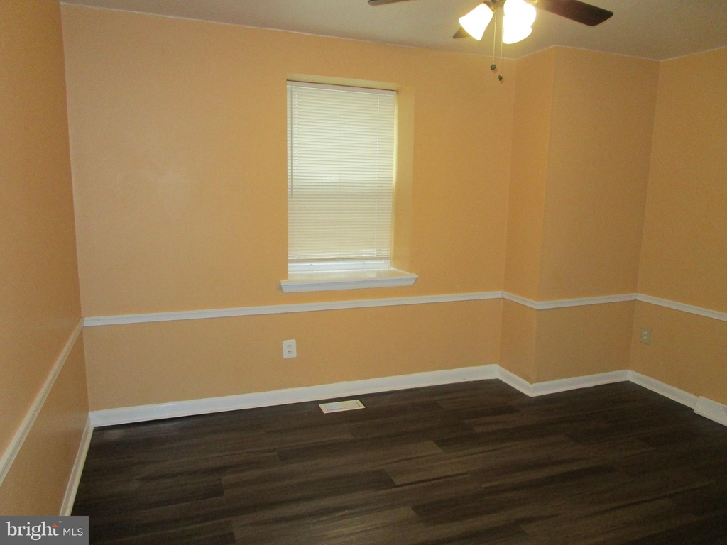 218 E Price Street - Photo 5