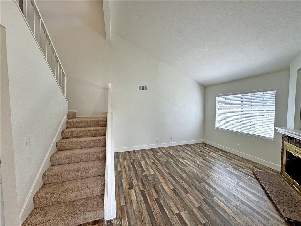 25985 Mckenna Court - Photo 2