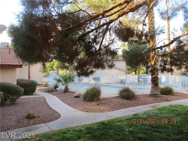 713 Rock Springs Drive - Photo 1