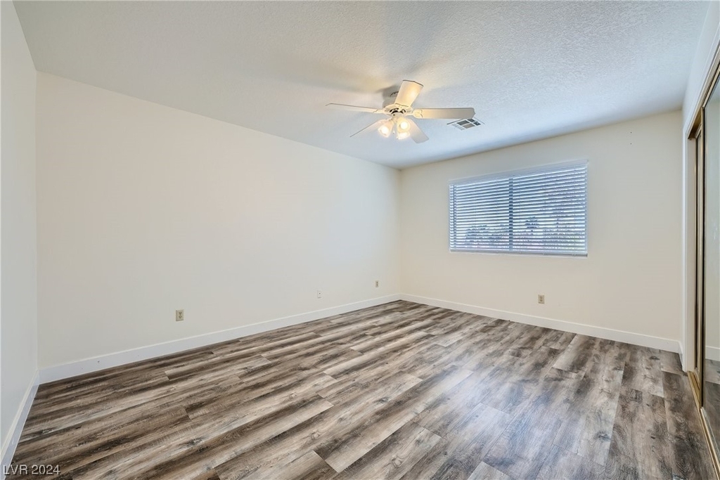 3004 Windy Surf Court - Photo 15