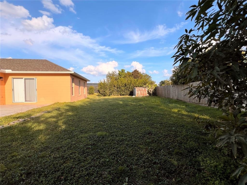 220 Canterbury Court - Photo 24