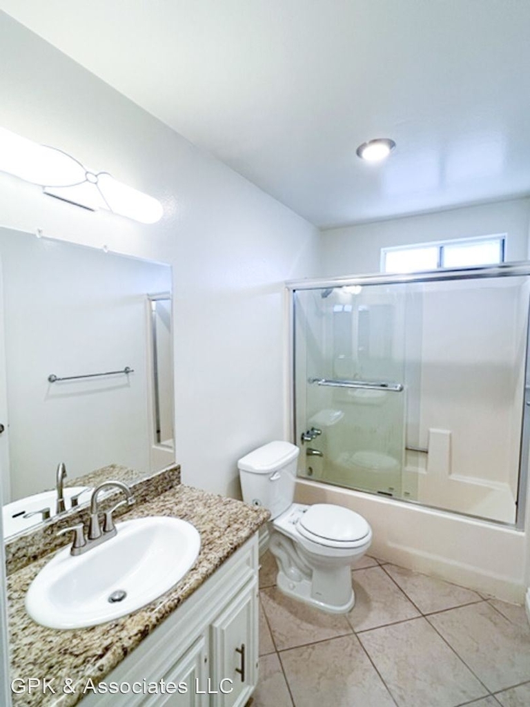 12760 Caswell Ave. - Photo 13
