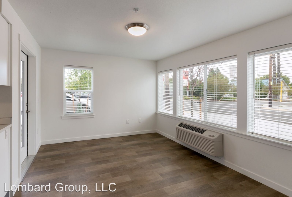 7676 N. Lombard St. - Photo 12