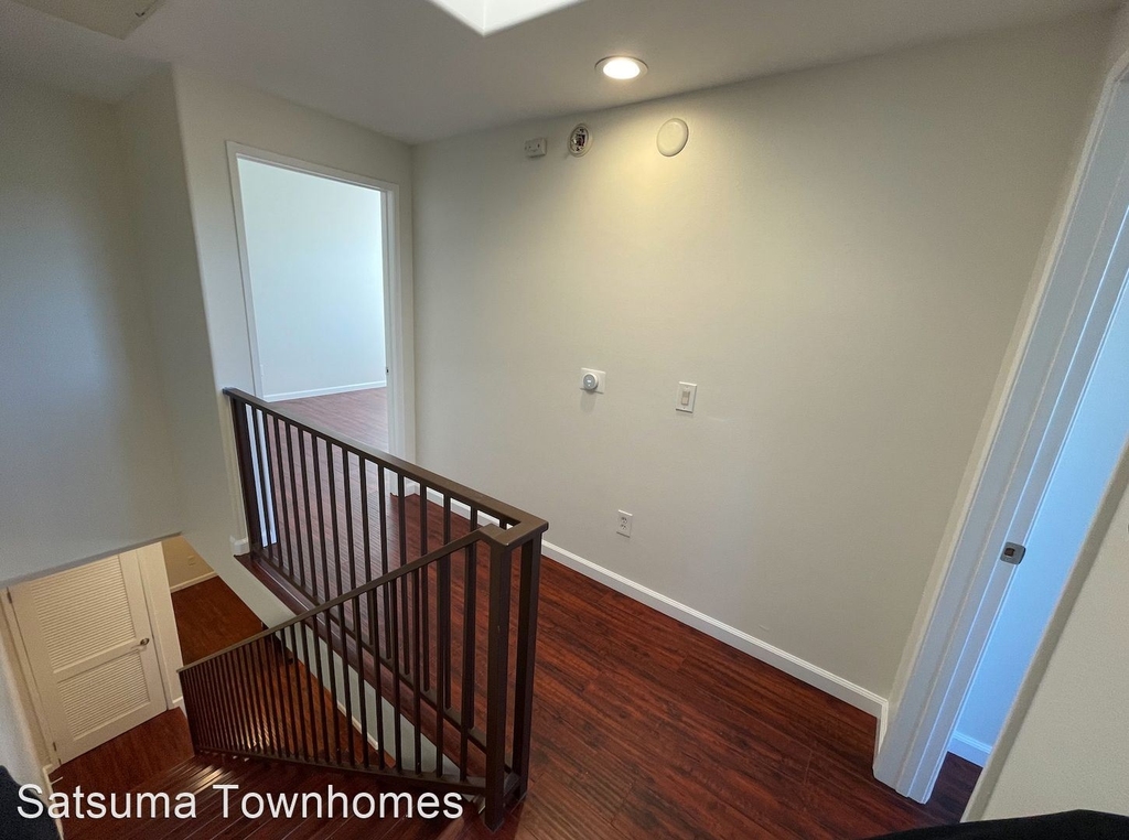 5330 Satsuma Ave - Photo 10