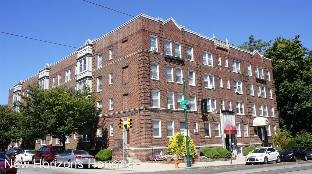 4619-21 Chester Avenue - Photo 11