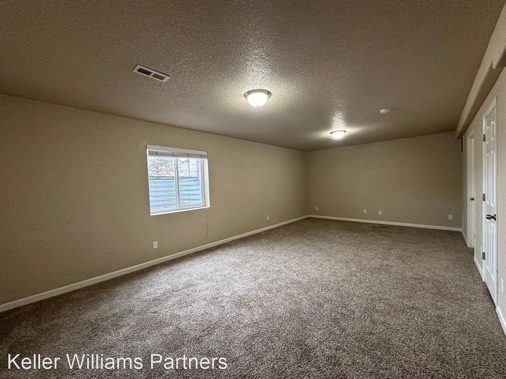 6118 Kingdom View - Photo 7