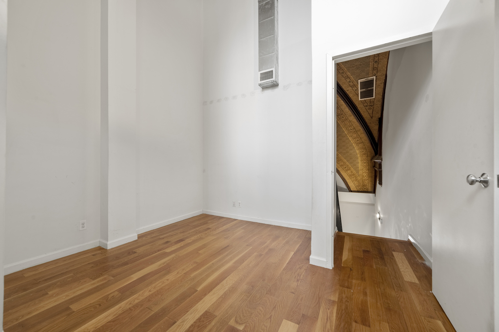 618 Bushwick Avenue - Photo 8