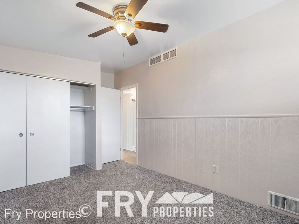 8308 W 53rd Place - Photo 11