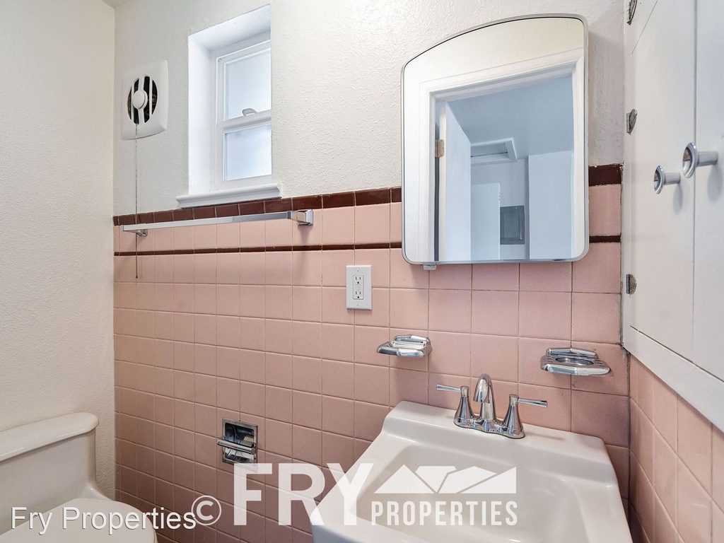 8308 W 53rd Place - Photo 5