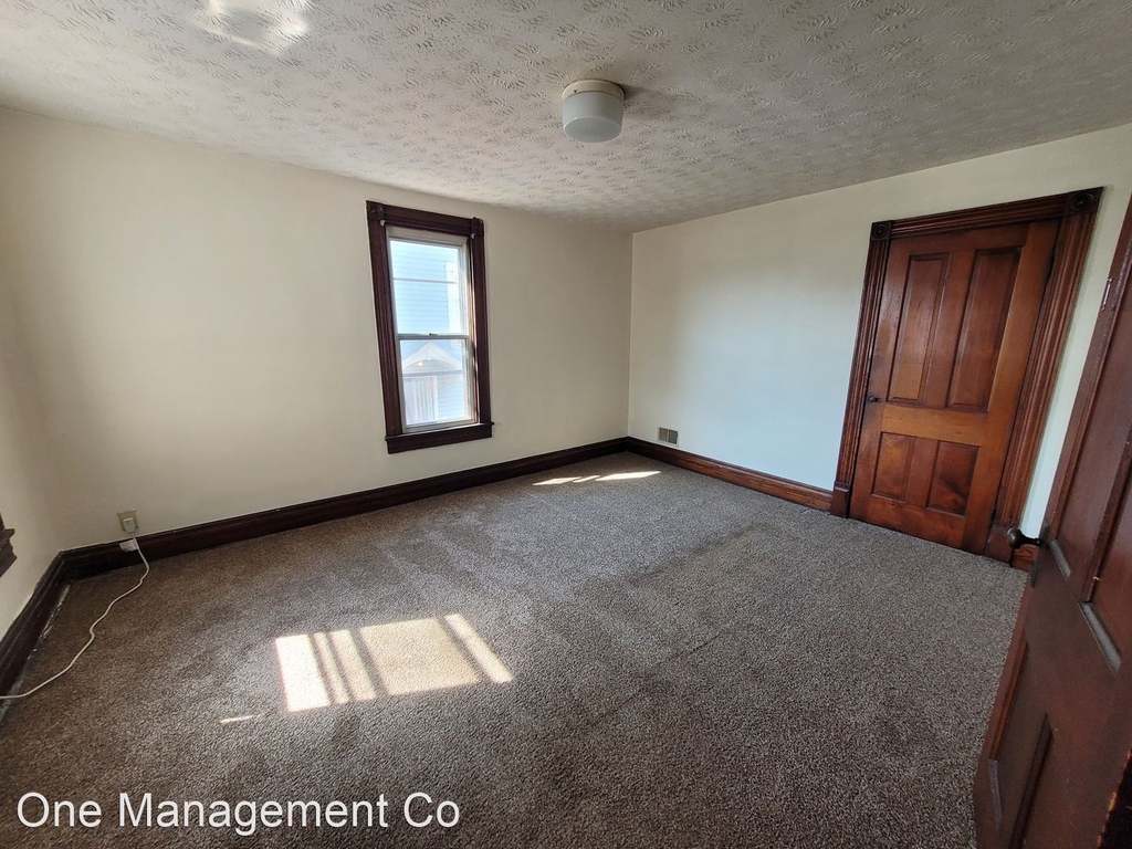 623 E Main St. - Photo 7