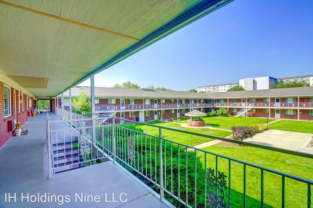 Lampliter Apartments 375 S. Depew St. - Photo 11