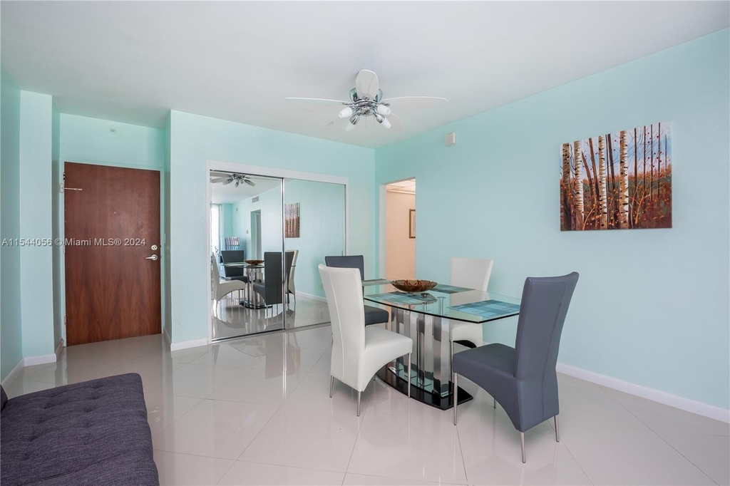 4001 S Ocean Dr - Photo 2