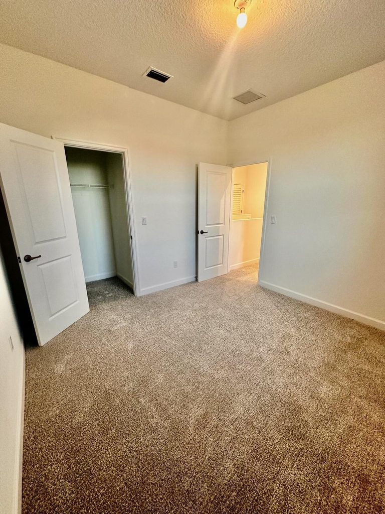 14102 Sw Solange Street - Photo 13