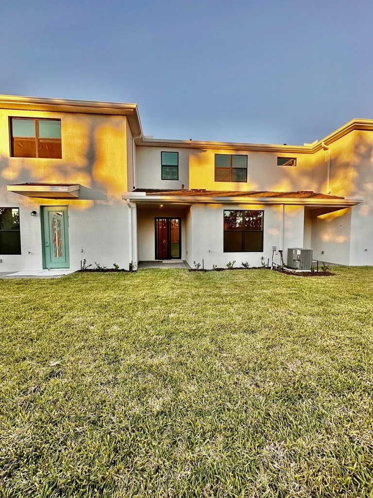 14102 Sw Solange Street - Photo 17