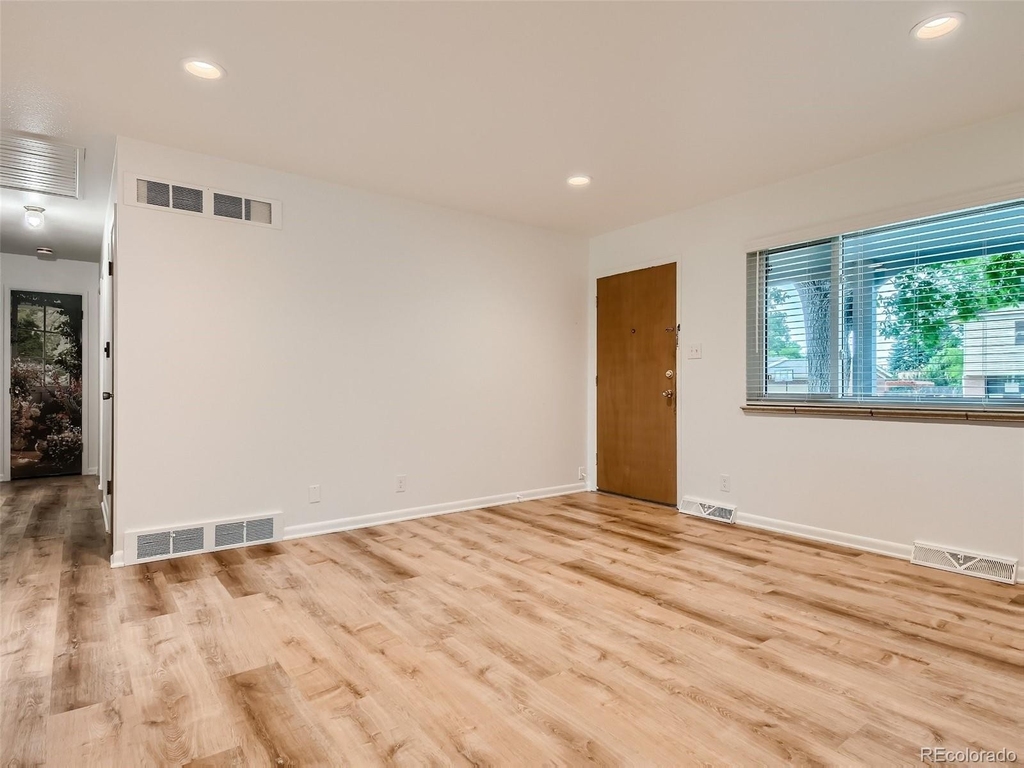 5073 W 65th Place - Photo 6