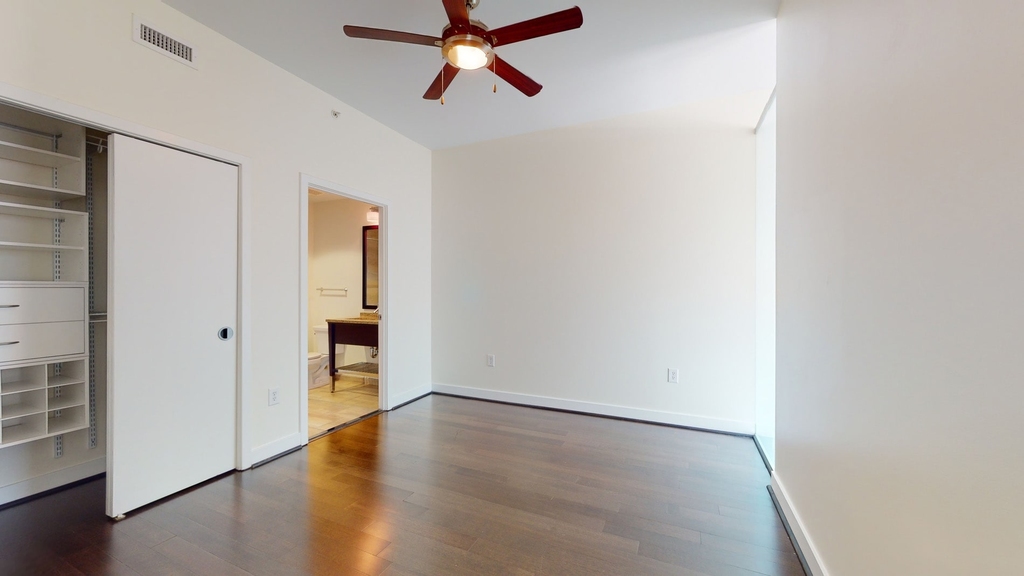 2420 14th Street Nw - Photo 3