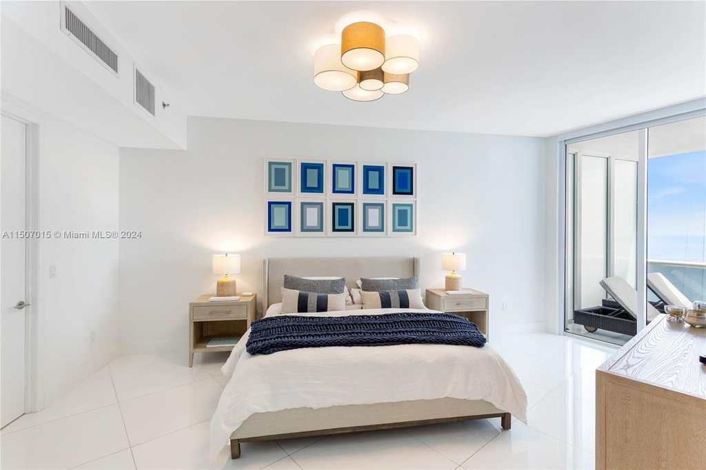 15811 Collins Ave - Photo 9