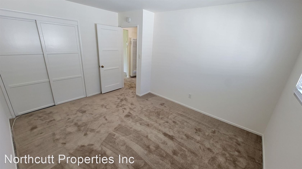 4776-78 Clairemont Dr. - Photo 3