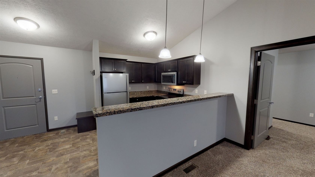 2020 W Trevi Place - Photo 4