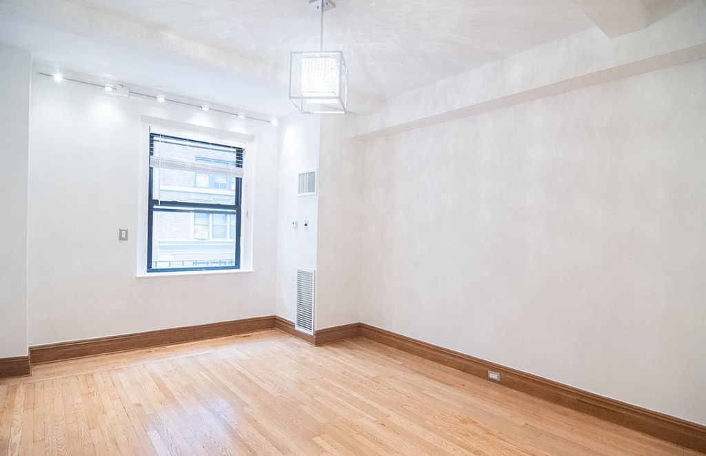 145 West 58th Street - Photo 2