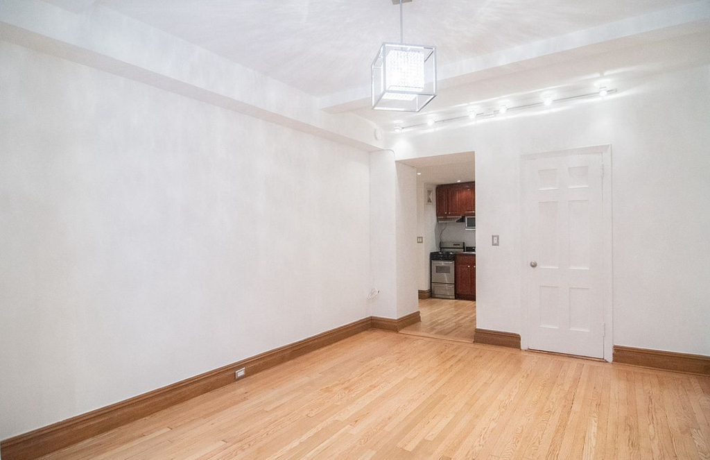 145 West 58th Street - Photo 3