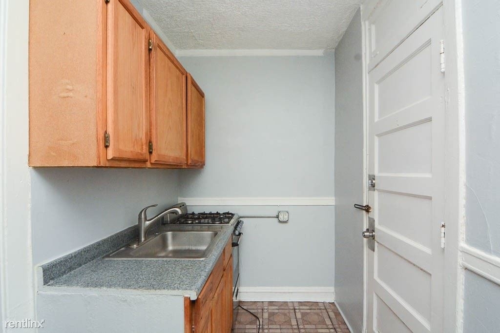 3267 W. Wrightwood, Unit Ay1 - Photo 2