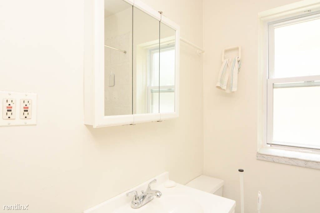 3823 N. Greenview, Unit W-7 - Photo 17