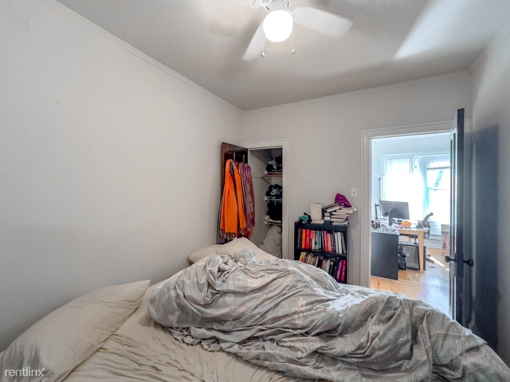 3815 N. Greenview, Unit E-8 - Photo 10