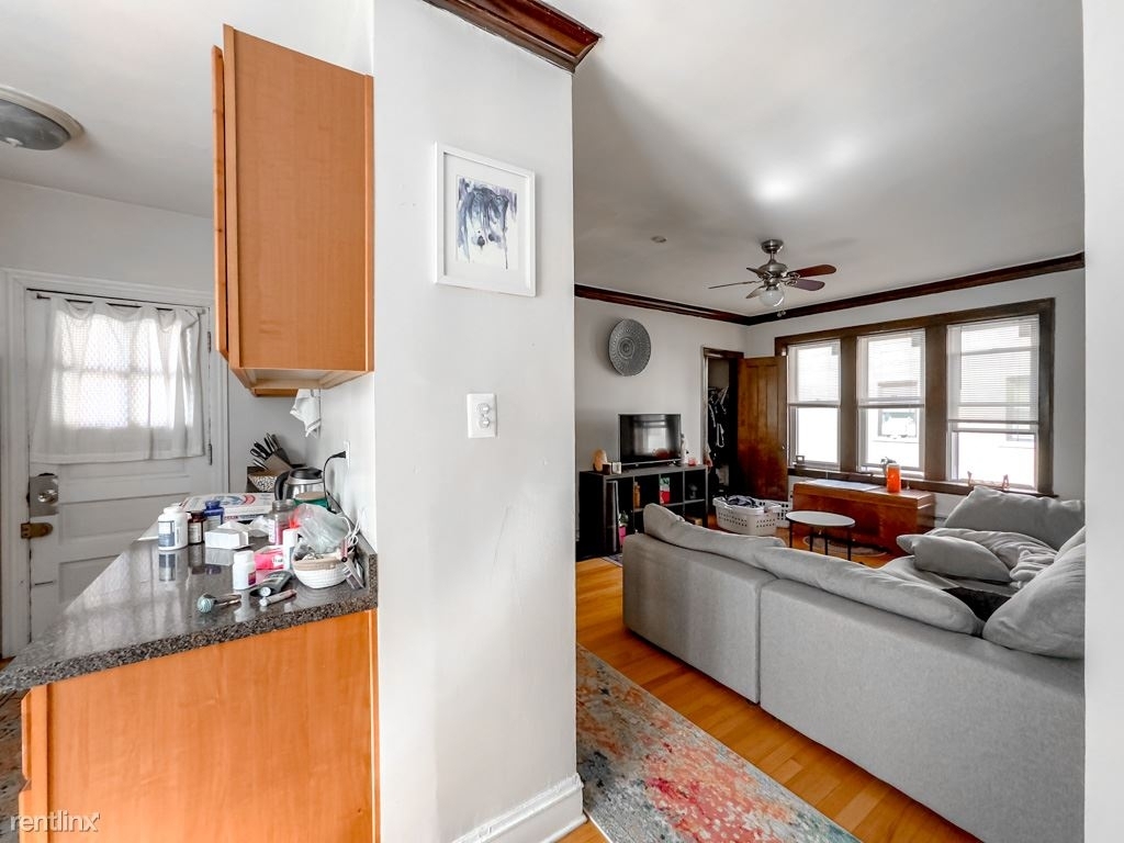 3815 N. Greenview, Unit E-5 - Photo 13